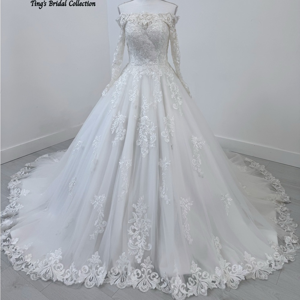 Stock clearance Bridal size 6 Aline wedding dress